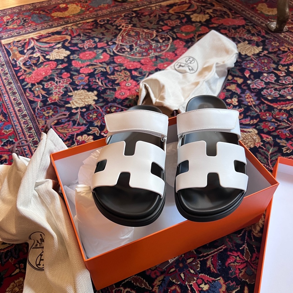 Sold 💙 Nwb Hermes Chypre Sandal